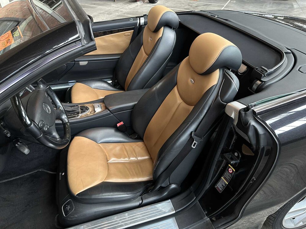 Mercedes-Benz SL350 3.5 V6 272PS 2006 (Designo) SL-Klasse, 6-TZB-37 Youngtimer