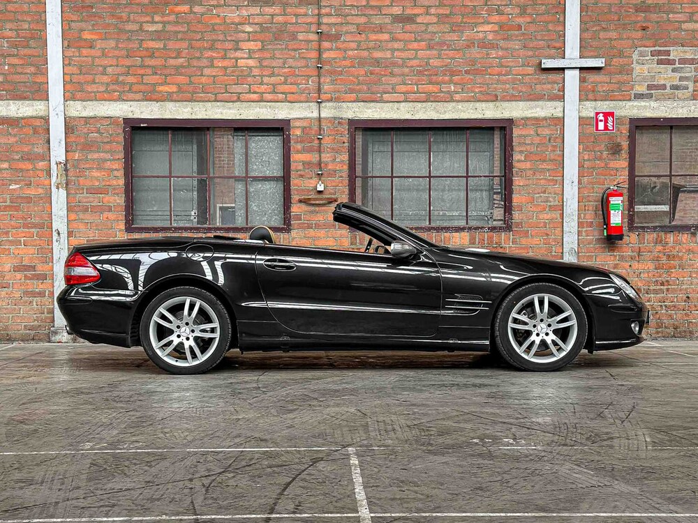 Mercedes-Benz SL350 3.5 V6 272PS 2006 (Designo) SL-Klasse, 6-TZB-37 Youngtimer