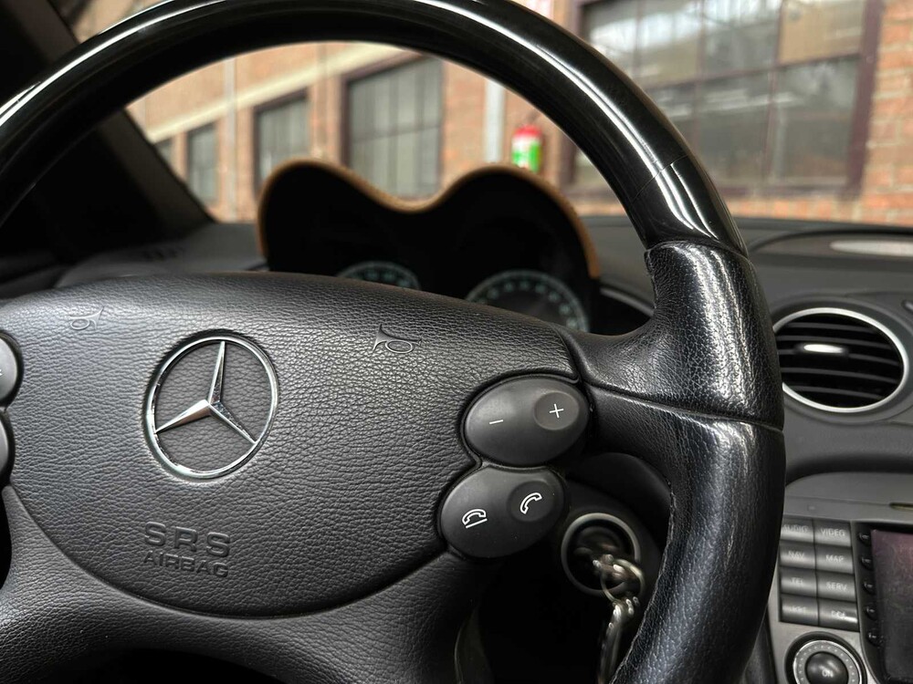 Mercedes-Benz SL350 3.5 V6 272PS 2006 (Designo) SL-Klasse, 6-TZB-37 Youngtimer