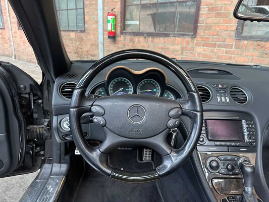 Mercedes-Benz SL350 3.5 V6 272hp 2006 (Designo) SL-class, 6-TZB-37 Youngtimer
