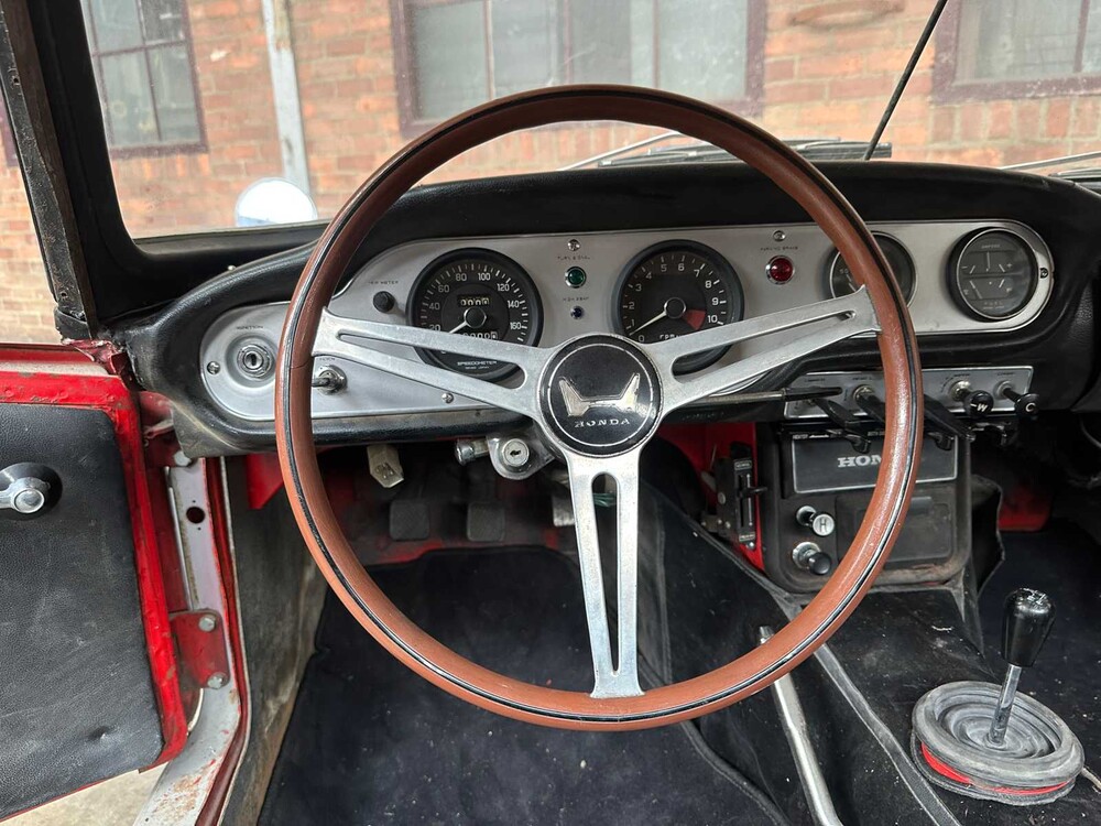 Honda S600 57hp 1964 Hardtop (Restaurierungsprojekt)