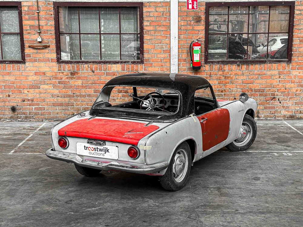 Honda S600 57hp 1964 Hardtop (Restaurierungsprojekt)