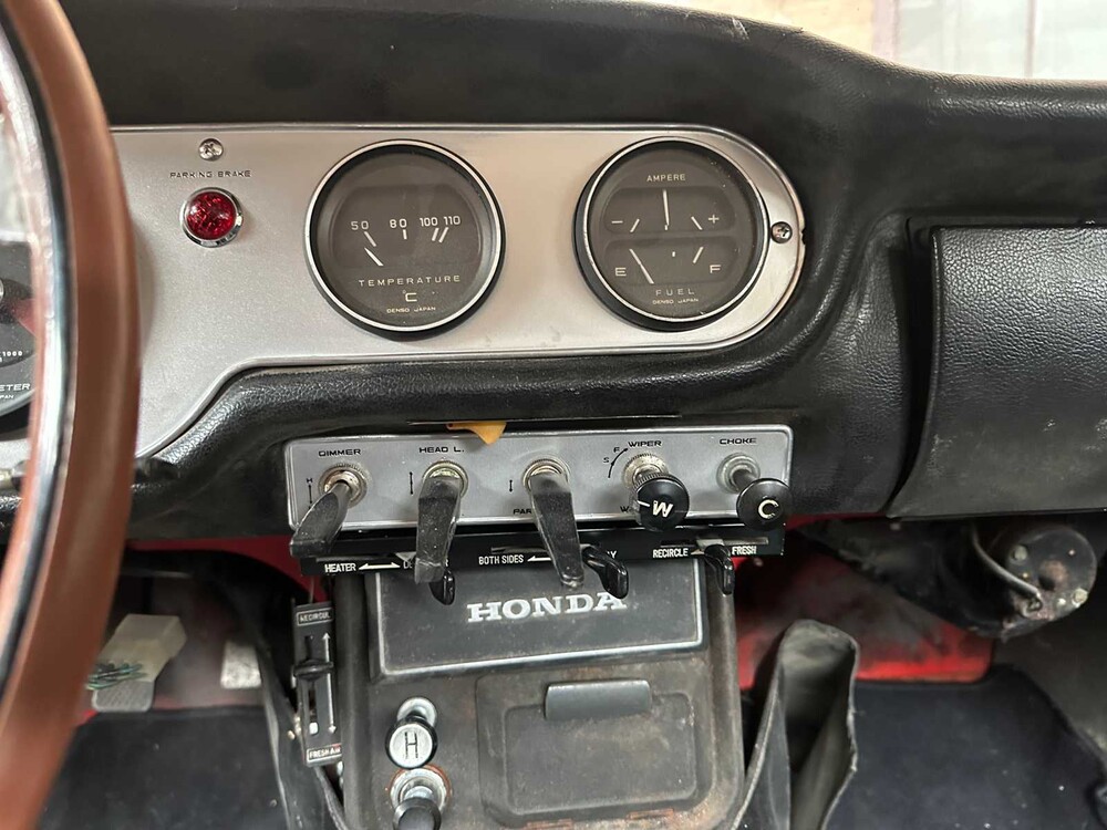 Honda S600 57hp 1964 Hardtop (Restaurierungsprojekt)