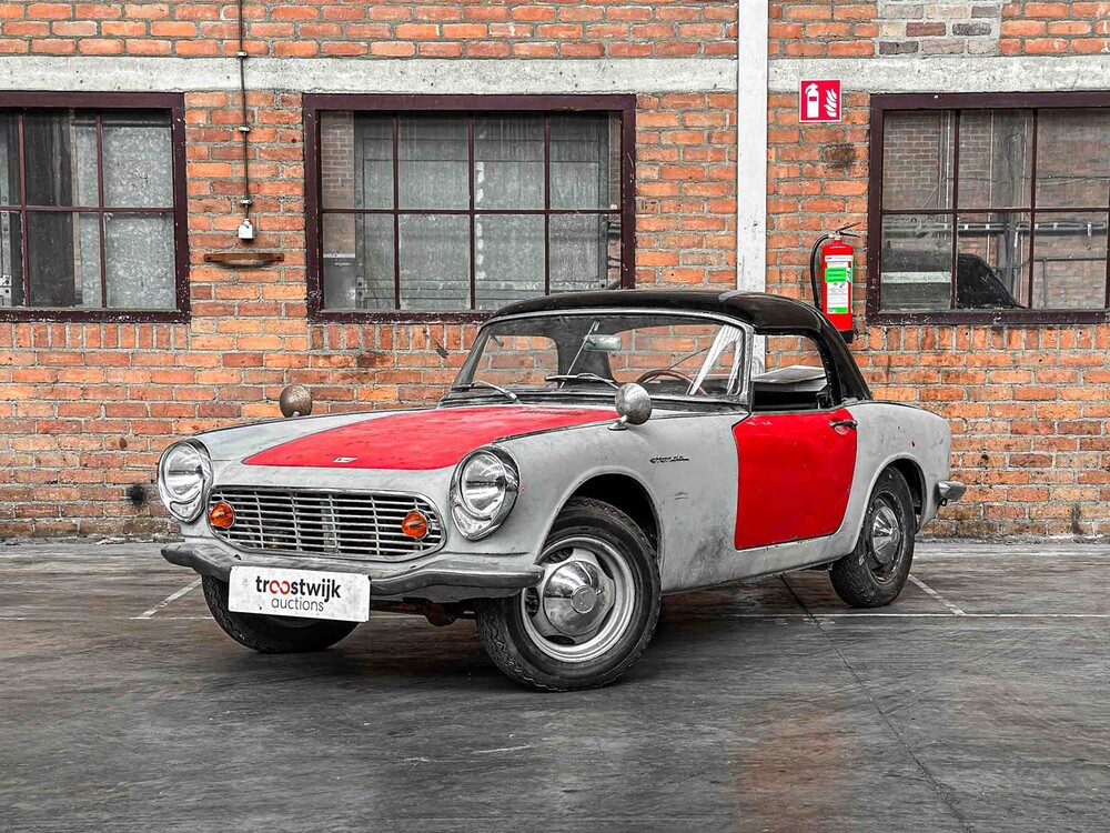 Honda S600 57hp 1964 Hardtop (Restaurierungsprojekt)