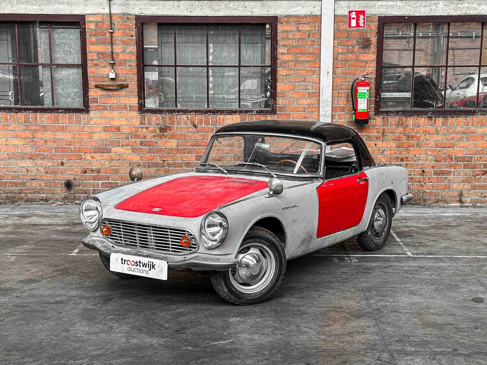 Honda S600 57hp 1964 Hardtop (Restaurierungsprojekt)