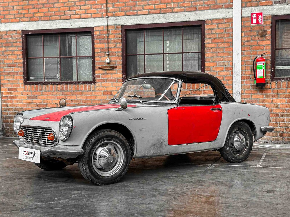 Honda S600 57hp 1964 Hardtop (Restaurierungsprojekt)