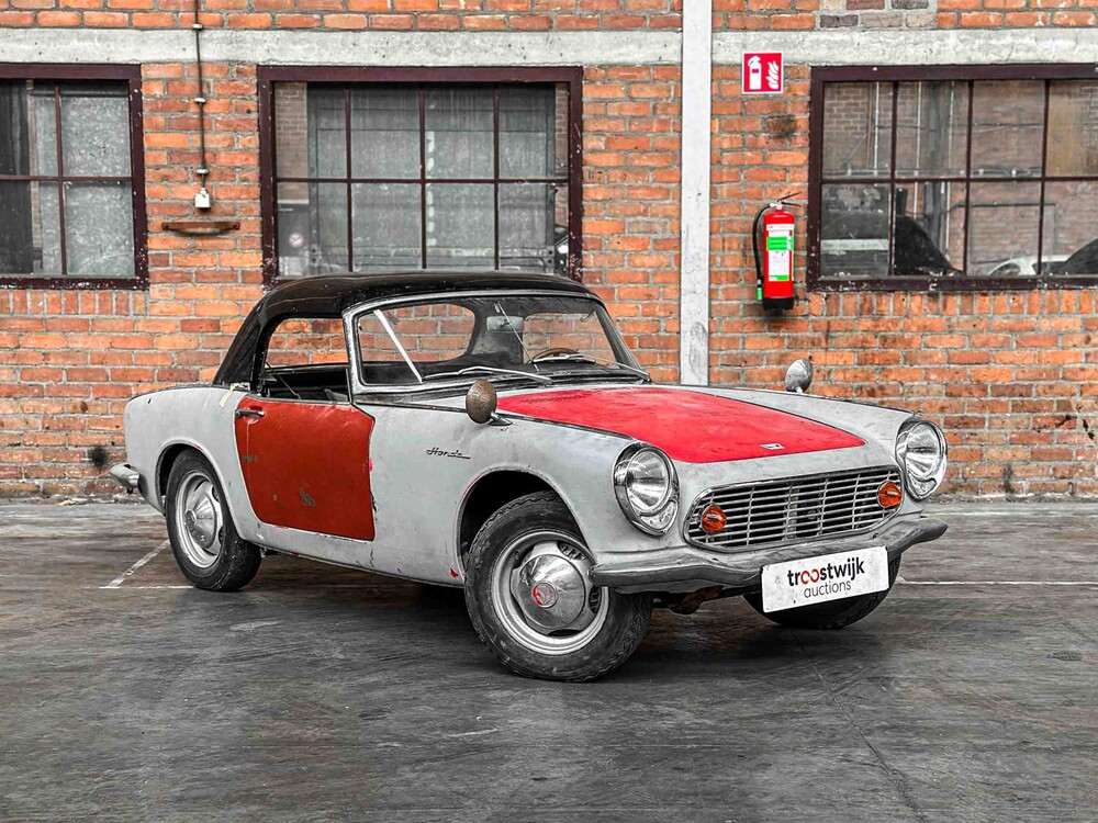 Honda S600 57hp 1964 Hardtop (Restaurierungsprojekt)