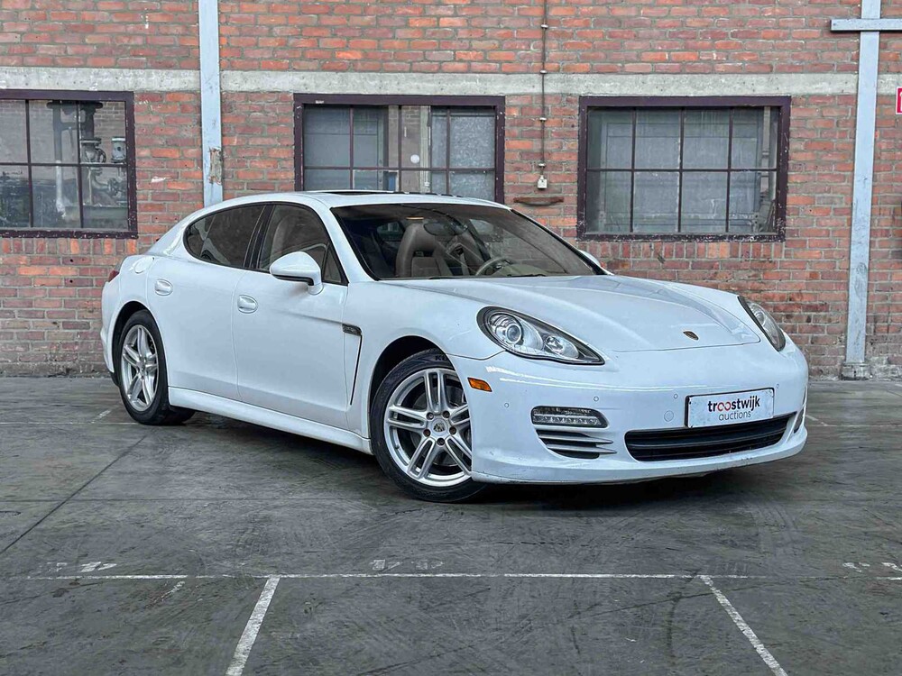 Porsche Panamera 3.6 V6 304PS 2011