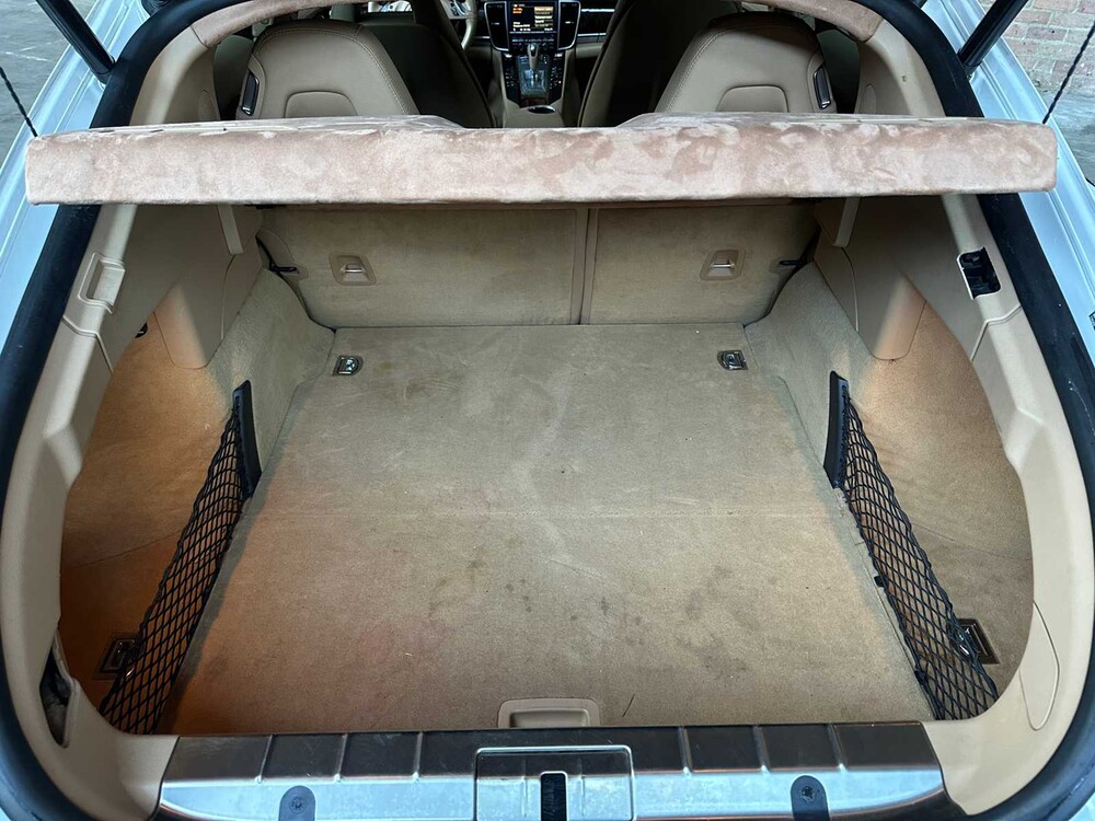 Porsche Panamera 3.6 V6 304PS 2011