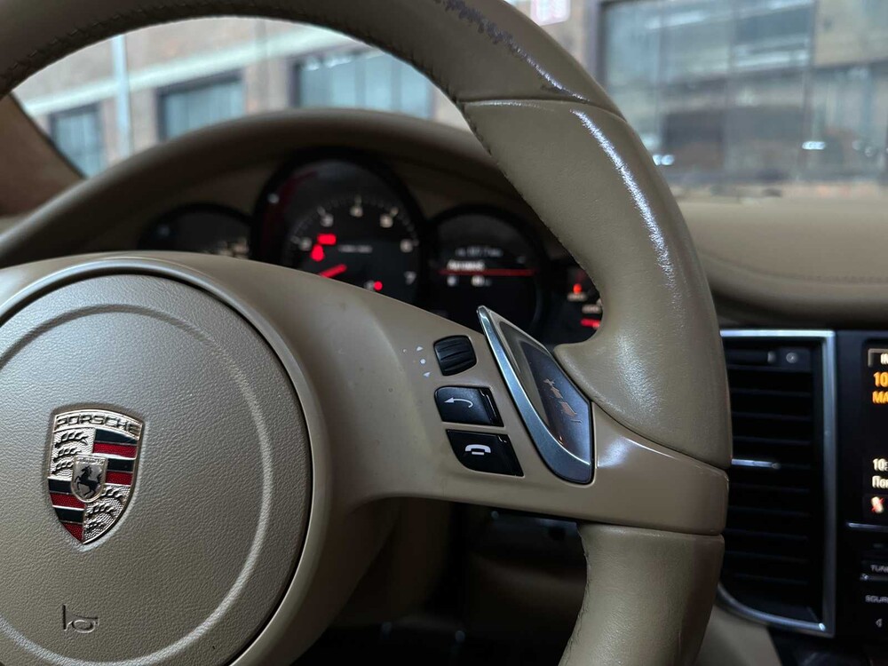 Porsche Panamera 3.6 V6 304PS 2011