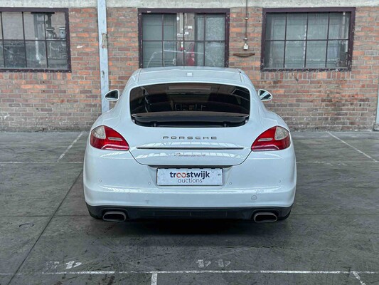 Porsche Panamera 3.6 V6 304hp 2011