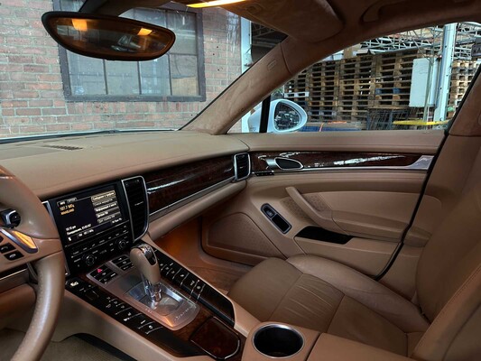 Porsche Panamera 3.6 V6 304hp 2011