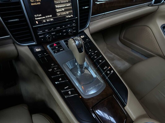 Porsche Panamera 3.6 V6 304hp 2011