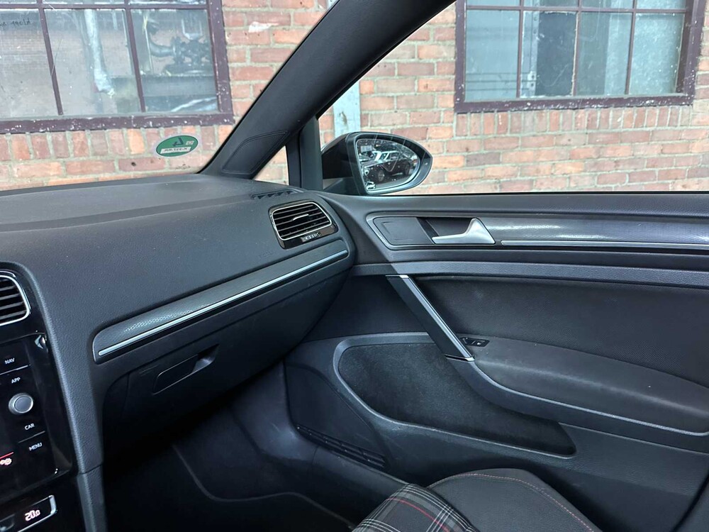 Volkswagen Golf GTI Performance 2.0 TSI 230hp 2018, K-237-RR
