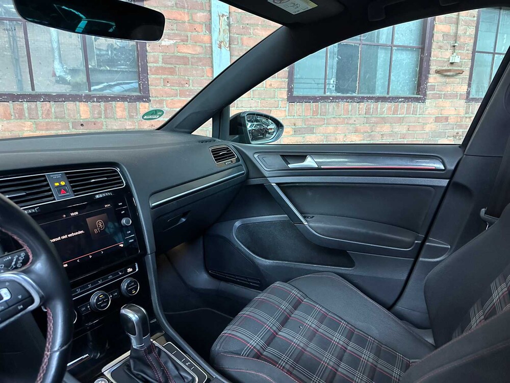 Volkswagen Golf GTI Performance 2.0 TSI 230hp 2018, K-237-RR