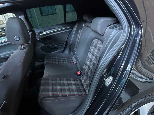 Volkswagen Golf GTI Performance 2.0 TSI 230hp 2018, K-237-RR