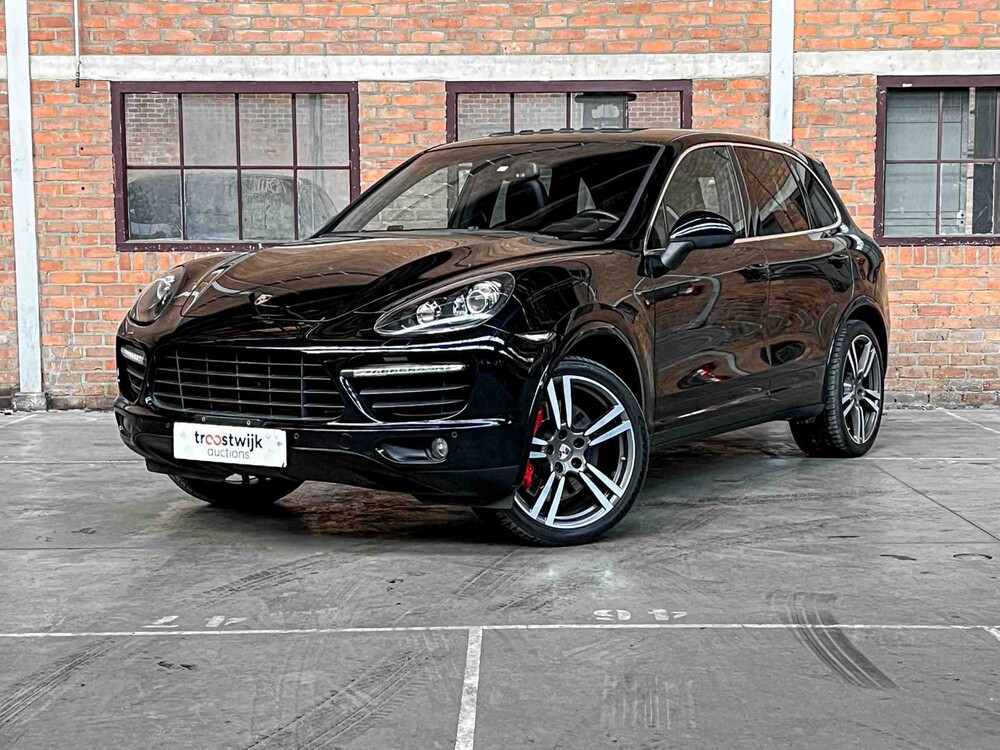 Porsche Cayenne Turbo 4.8 V8 500PS 2012