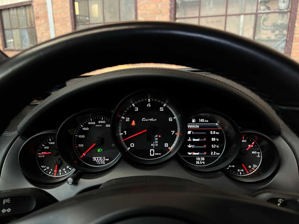 Porsche Cayenne Turbo 4.8 V8 500PS 2012