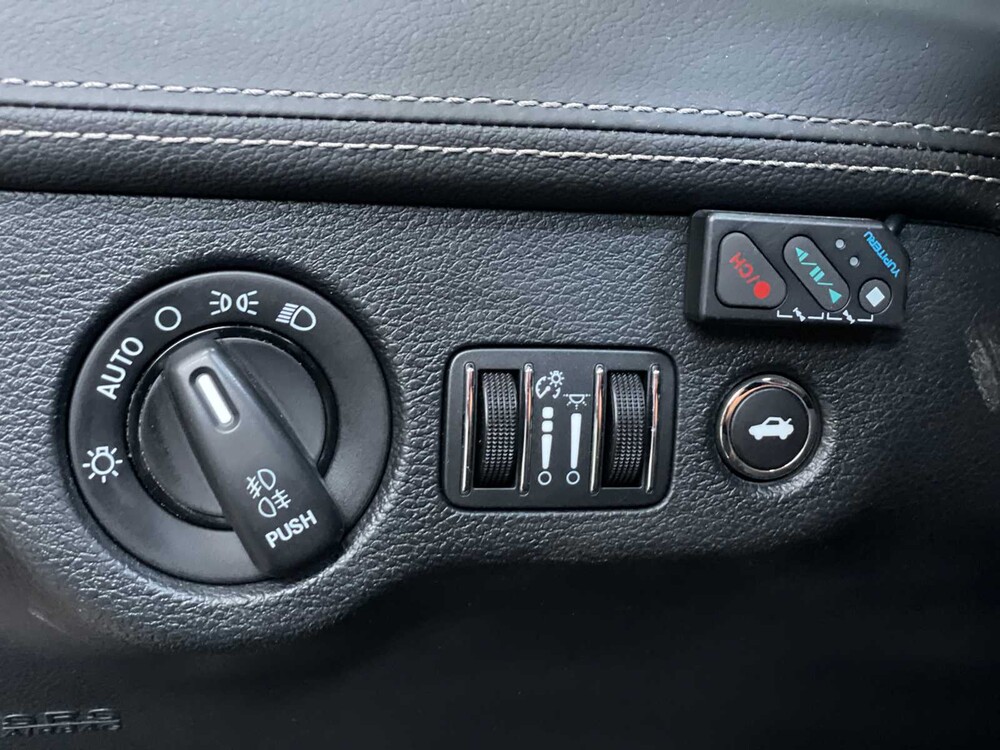 Chrysler 300C LD Hemi Facelift 5.7 V8 367PS 2014