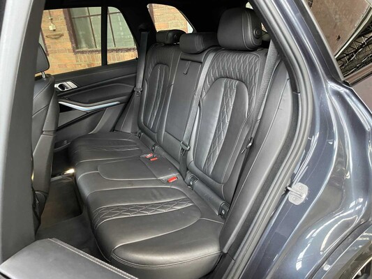 BMW X5 xDrive45e M-Sport High Executive 286hp 2019 (Original-NL), G-723-SX
