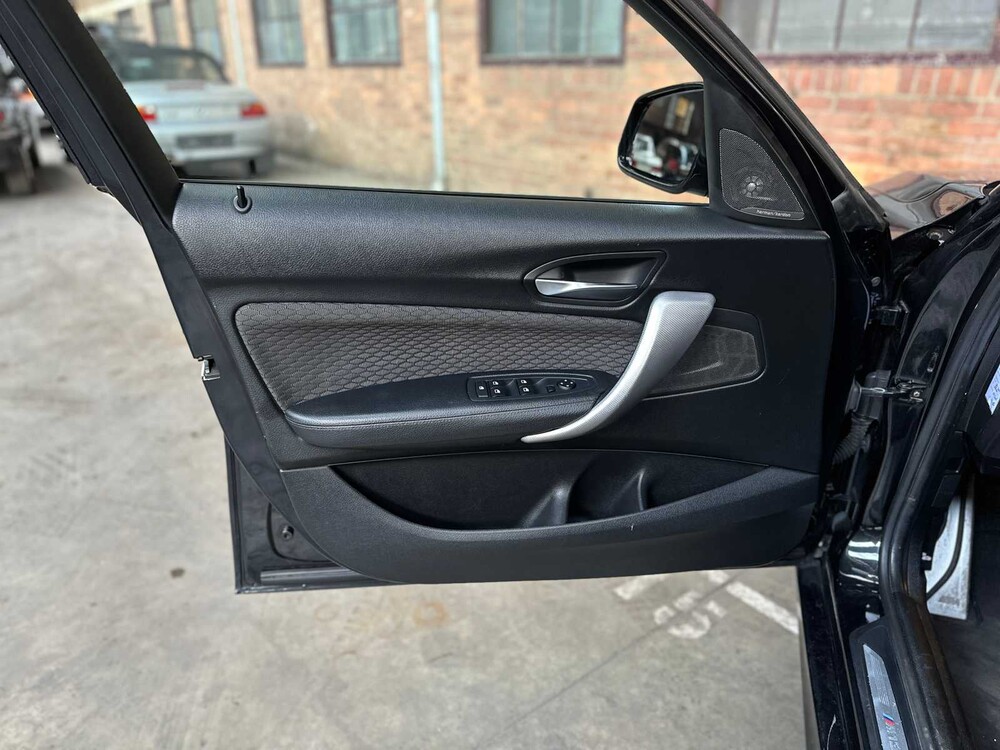 BMW M135i xDrive High Executive F20 320PS 2013 1er, NG-484-F