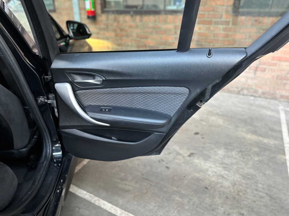 BMW M135i xDrive High Executive F20 320PS 2013 1er, NG-484-F