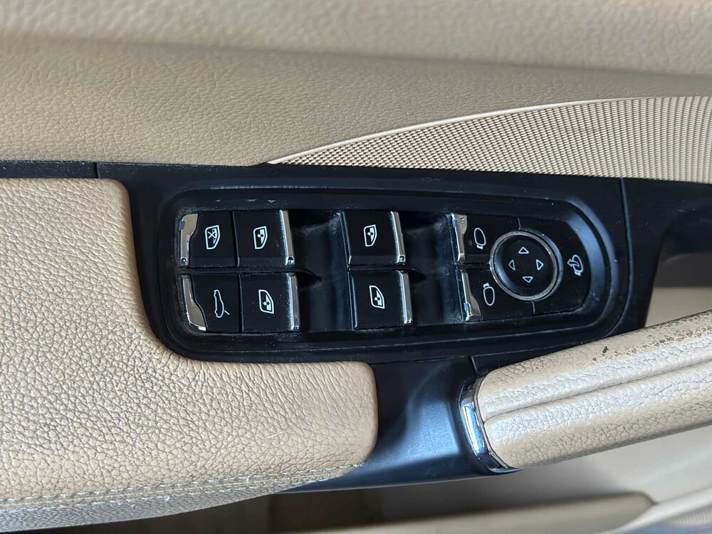 Porsche Cayenne 3.0 D V6 Platinum Edition (FACELIFT) 239PS 2017, G-774-RB