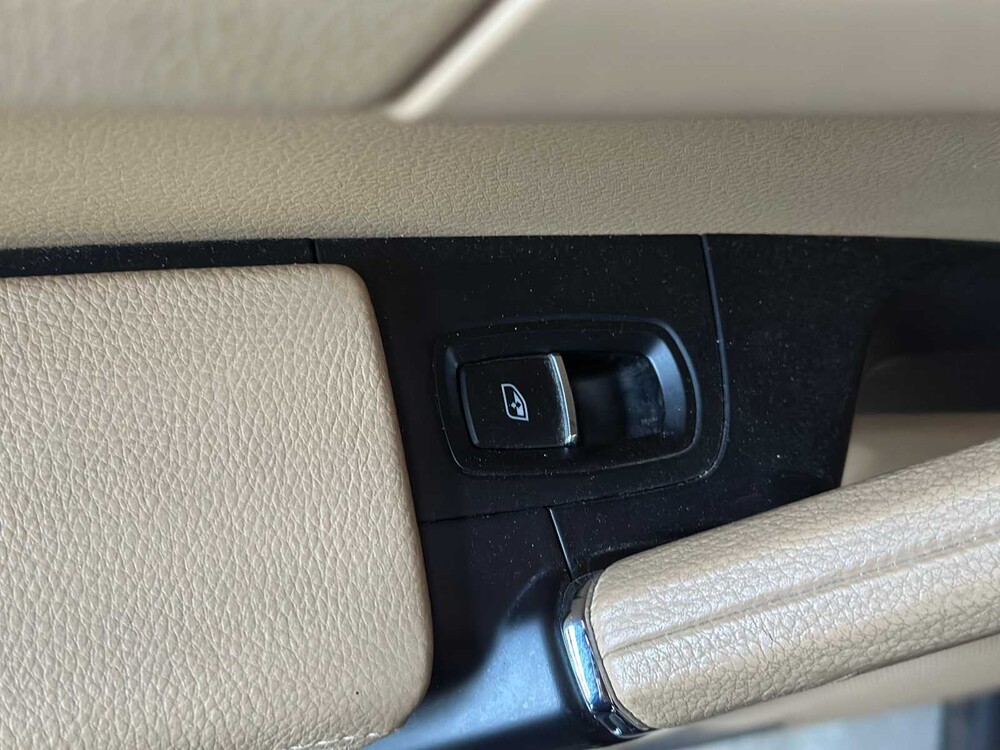 Porsche Cayenne 3.0 D V6 Platinum Edition (FACELIFT) 239PS 2017, G-774-RB