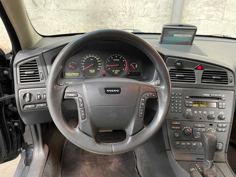 Volvo V70 2.3 T-5 Geartronic C.L 250PS 2001, 18-PS-GJ