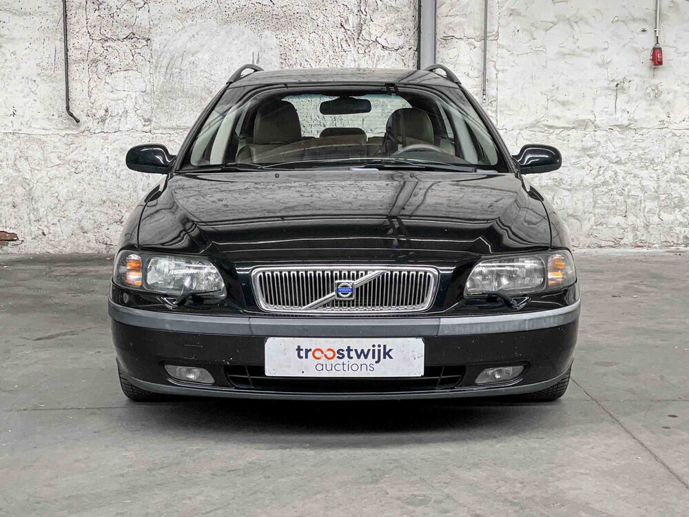 Volvo V70 2.3 T-5 Geartronic C.L 250PS 2001, 18-PS-GJ