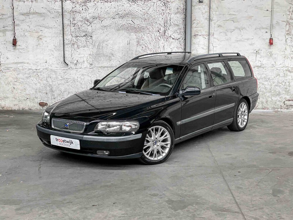 Volvo V70 2.3 T-5 Geartronic C.L 250PS 2001, 18-PS-GJ