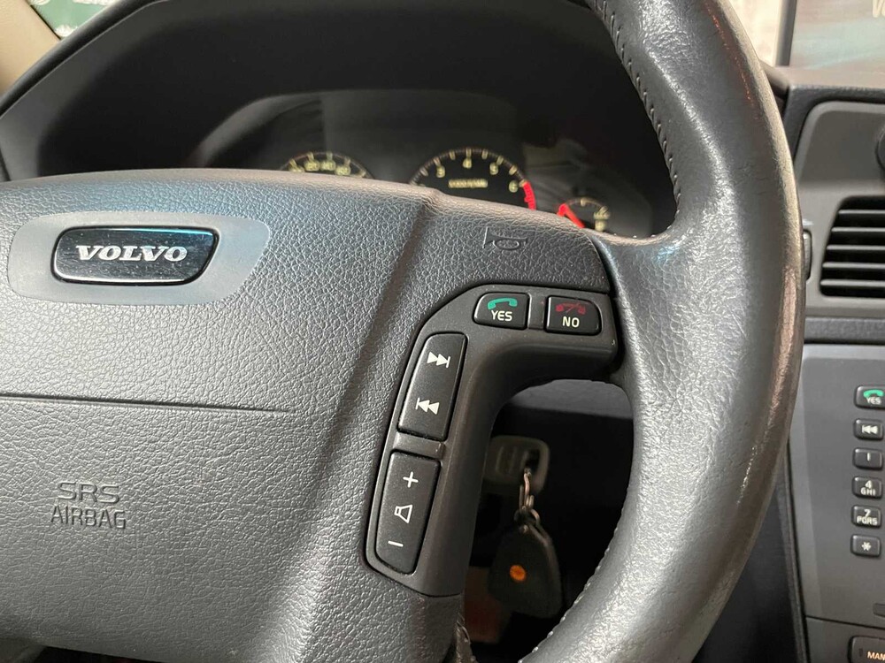 Volvo V70 2.3 T-5 Geartronic C.L 250PS 2001, 18-PS-GJ