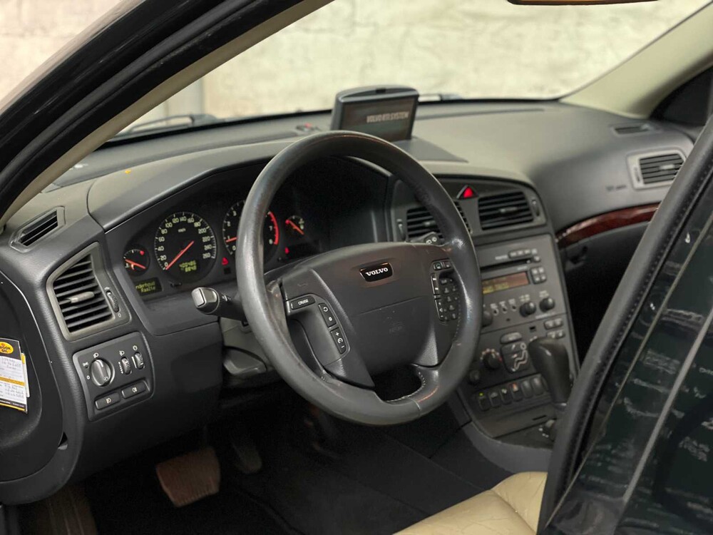Volvo V70 2.3 T-5 Geartronic C.L 250PS 2001, 18-PS-GJ
