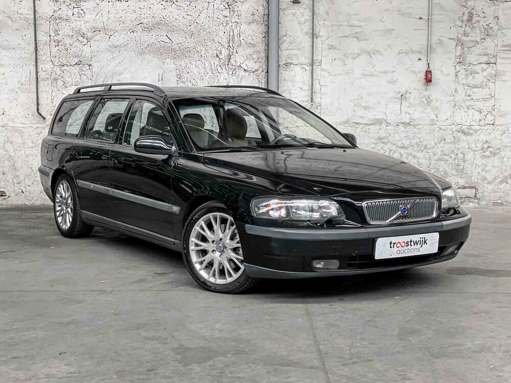 Volvo V70 2.3 T-5 Geartronic C.L 250PS 2001, 18-PS-GJ