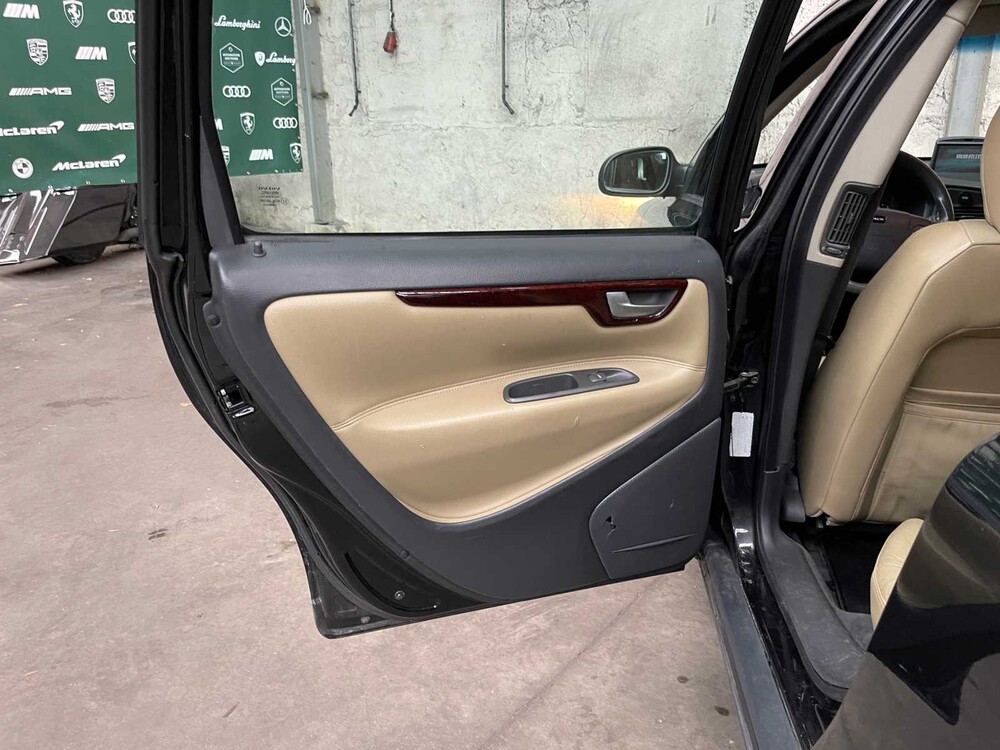 Volvo V70 2.3 T-5 Geartronic C.L 250PS 2001, 18-PS-GJ