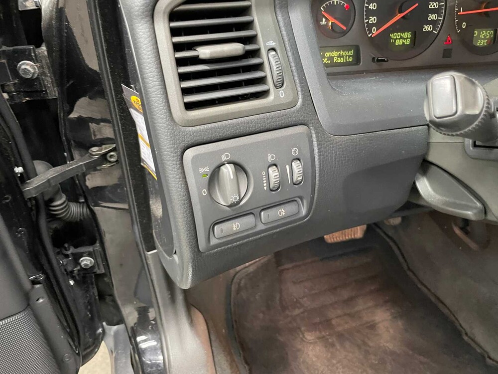 Volvo V70 2.3 T-5 Geartronic C.L 250PS 2001, 18-PS-GJ