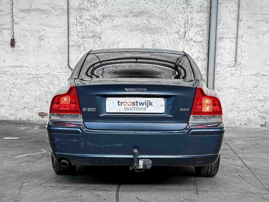 Volvo S60 2.4D Momentum 163PS 2007, 07-XL-GT