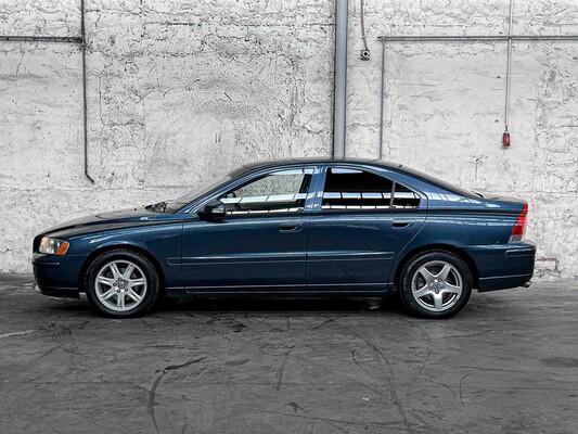 Volvo S60 2.4D Momentum 163PS 2007, 07-XL-GT