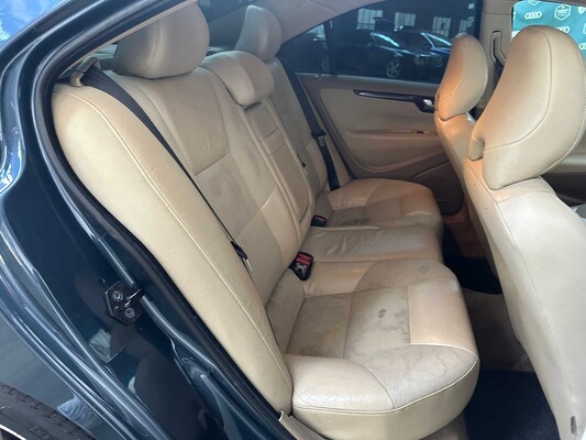 Volvo S60 2.4D Momentum 163PS 2007, 07-XL-GT
