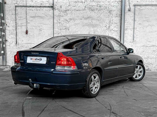 Volvo S60 2.4D Momentum 163PS 2007, 07-XL-GT