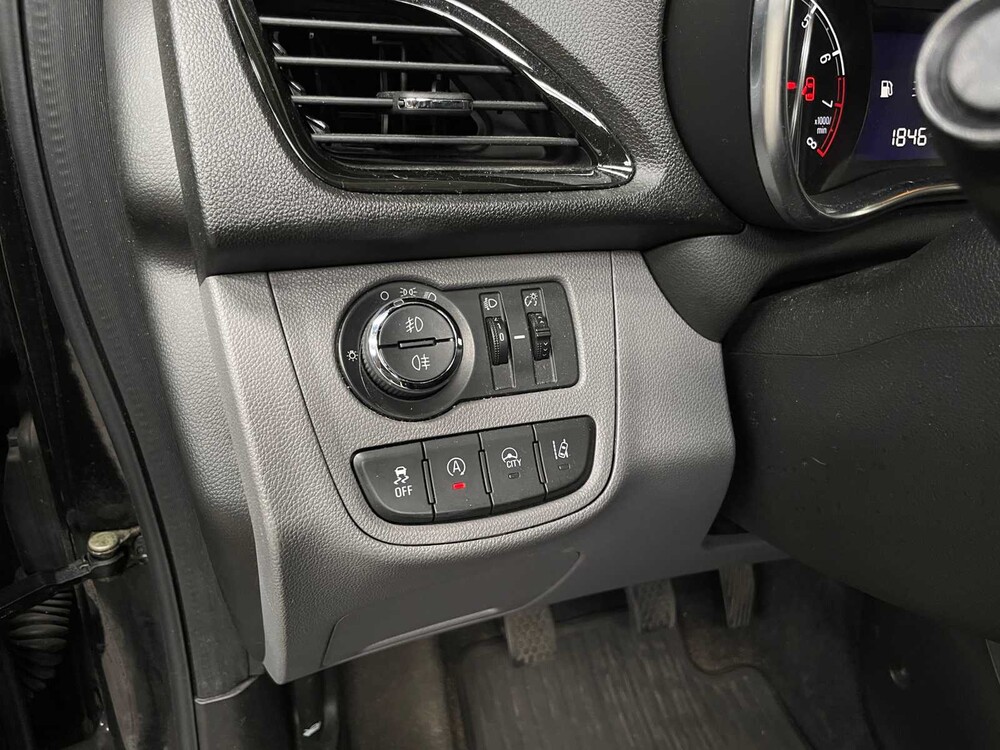 Opel KARL 1.0 ecoFL Innovation 75PS 2017, NK-413-X