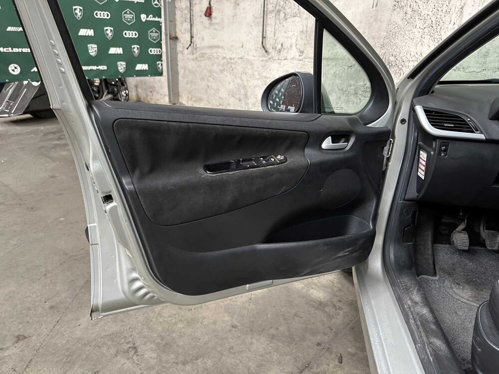 Peugeot 207 SW 1.4 X-line 73PS 2008, 08-XT-GX