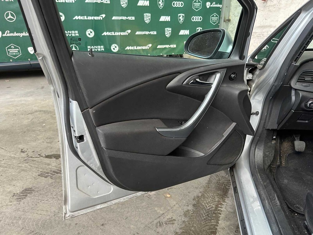 Opel Astra Sports Tourer 1.4 Cosmo 101PS 2012, 43-ZJF-1