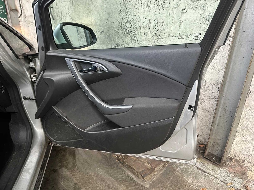 Opel Astra Sports Tourer 1.4 Cosmo 101PS 2012, 43-ZJF-1