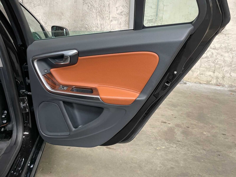 Volvo V60 Generation V 2.0 200PS 2011