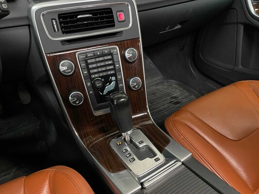 Volvo V60 Generation V 2.0 200PS 2011