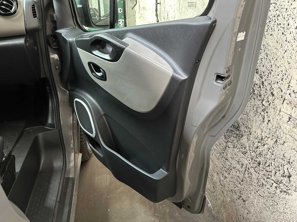 Renault - Trafic - Nutzfahrzeug