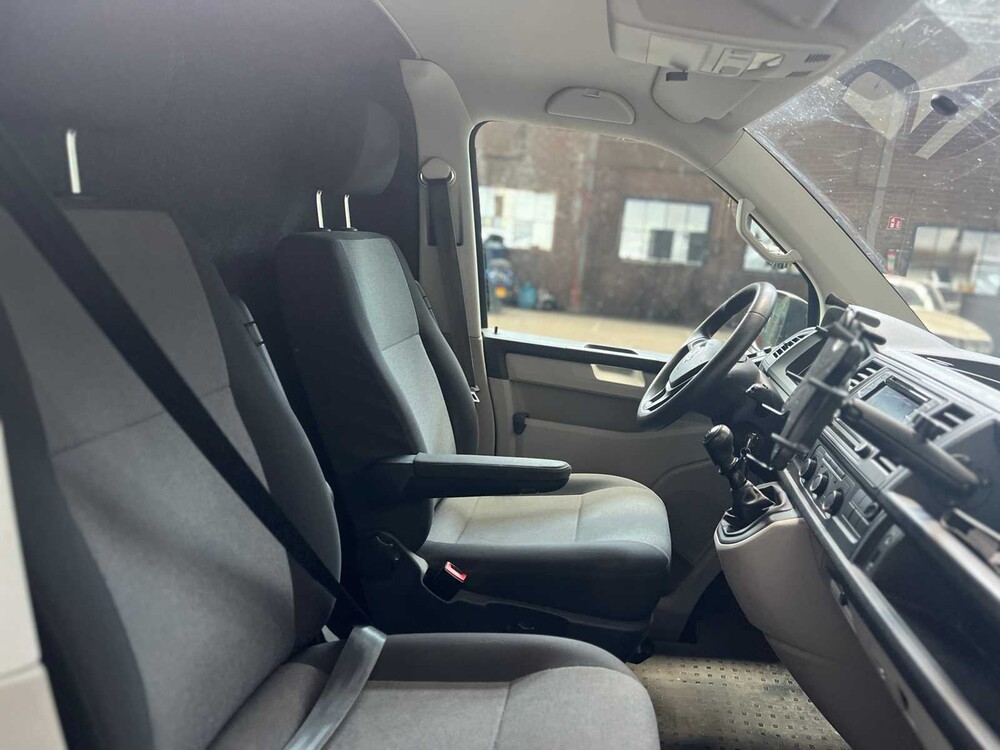 Volkswagen Transporter 2.0 TDI L1H1 Highl. 84PS 2018, V-236-PF
