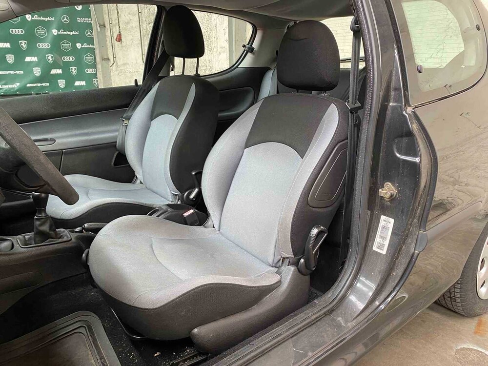 Peugeot 206 1.4 HDI Pop' Art 68hp 2004 - Erstjg. NL-, 08-PP-US