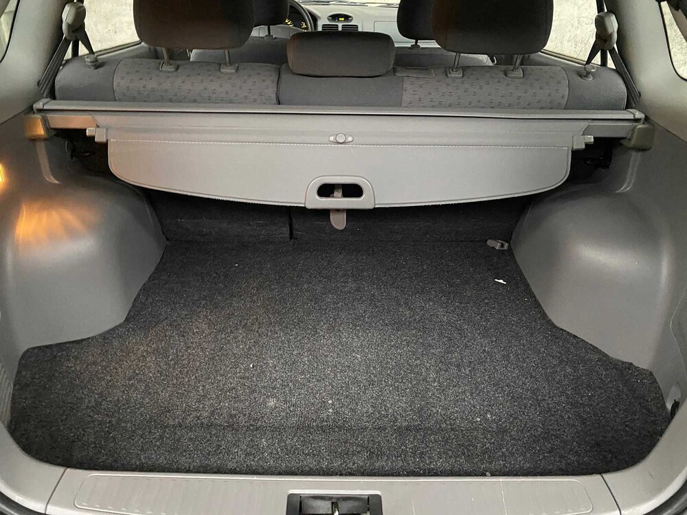 Kia Rio 1.5 LS Ice 97PS 2005, 88-RG-RF